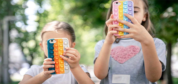 5 Cara Bijak Mengatur Penggunaan Gadget pada Anak